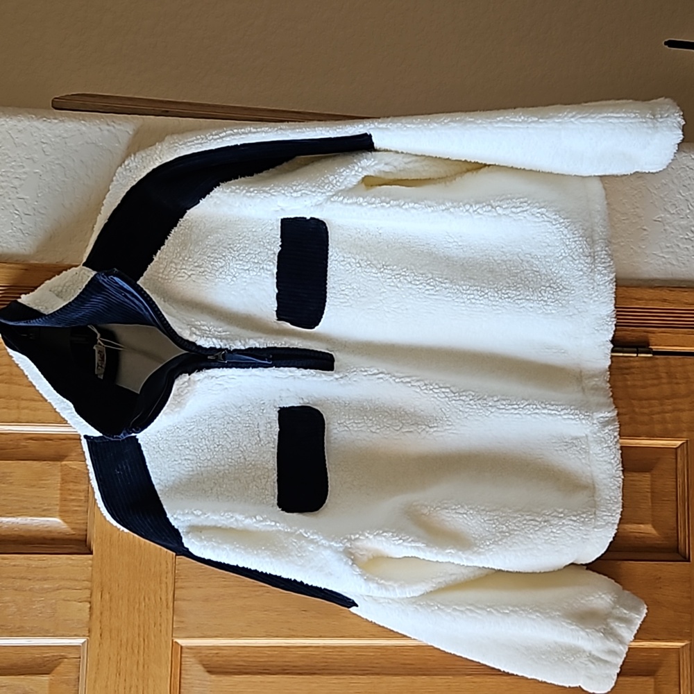 Faherty womens fleece pullover.